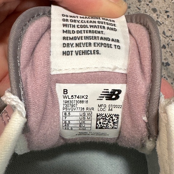 New Balance Women's 574 Core Casual Sneakers - Picture 8 of 8